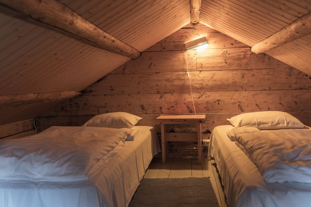 Traditional Cottage with Double Bed