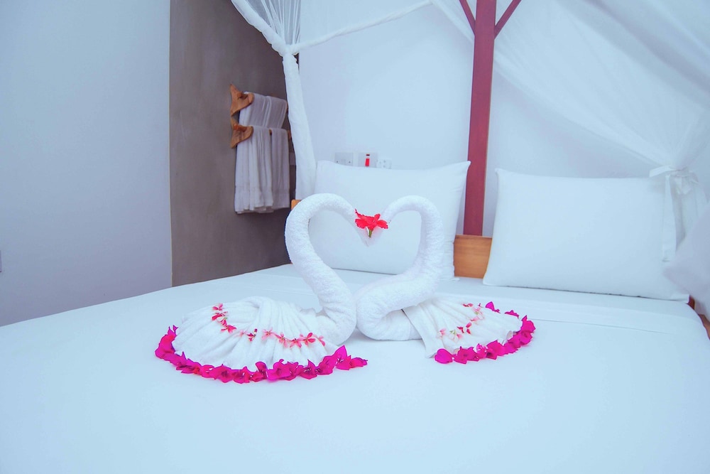Classic Double Room, Balcony, Courtyard View photo 3