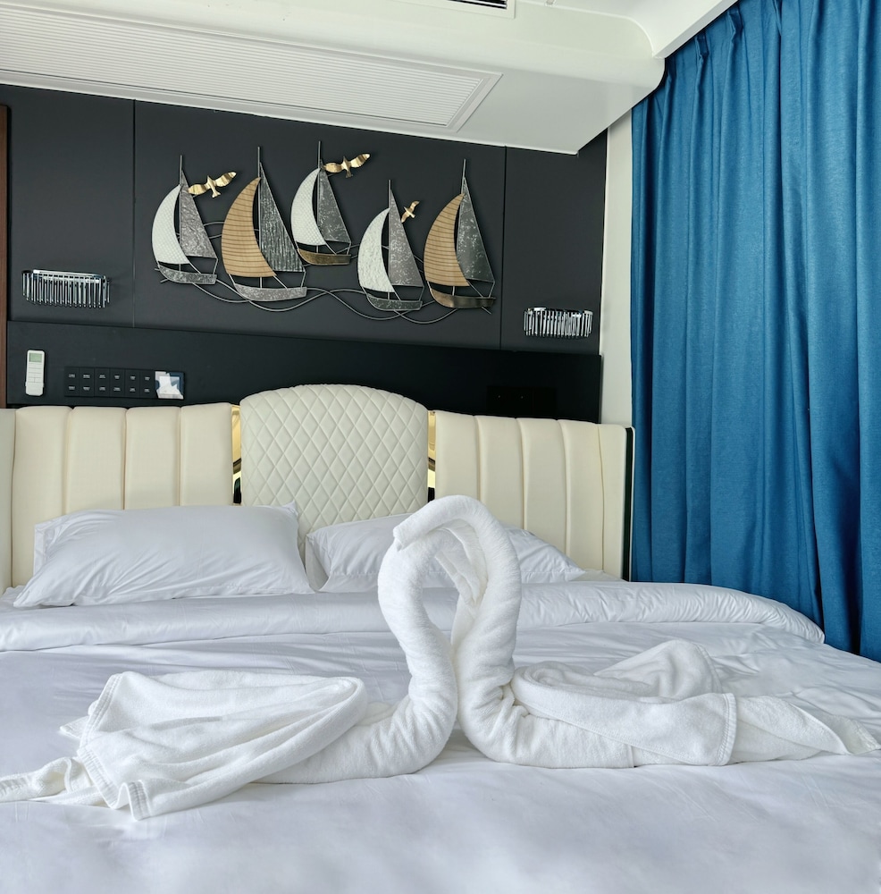 Executive Suite, River View photo 2