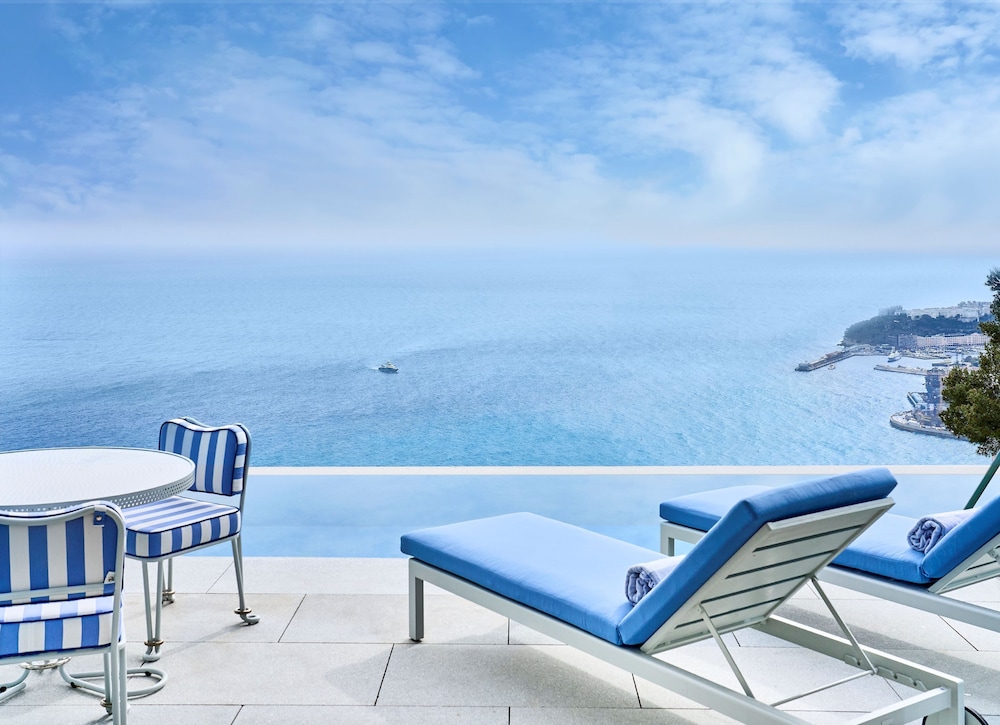 The Infinity Blue Suite