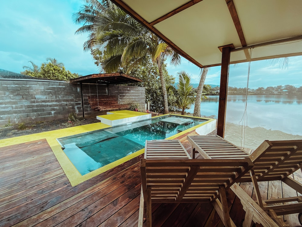 Comfort Villa, 3 Bedrooms, Private Pool, Lagoon View