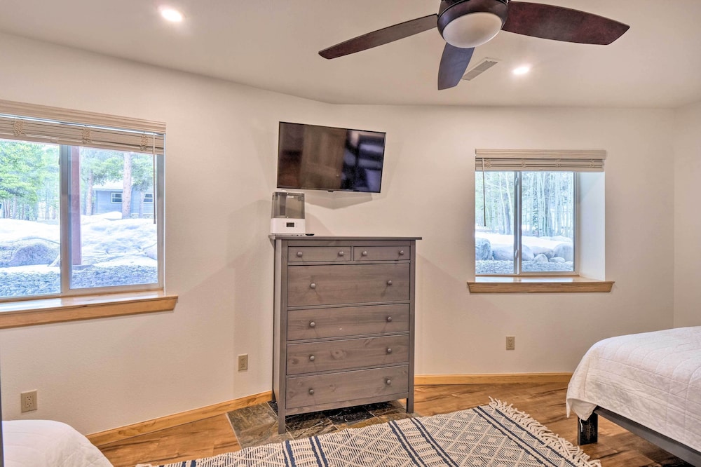 House (4 Bedrooms) photo 1