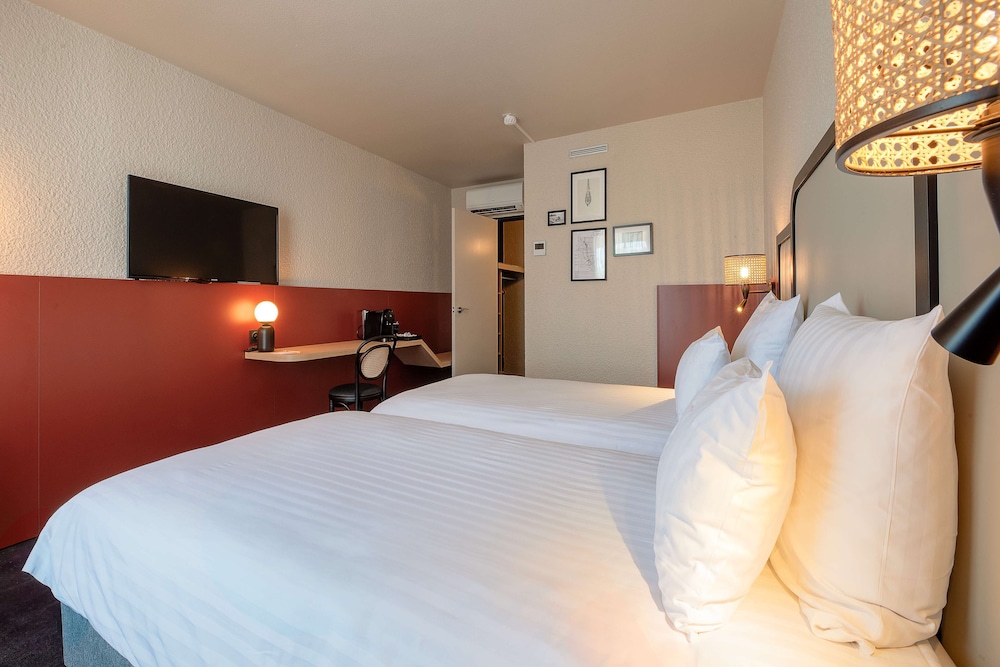 Superior Room, 2 Twin Beds, Non Smoking - Photo 1
