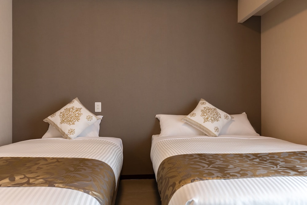 Standard Twin Room - Photo 12