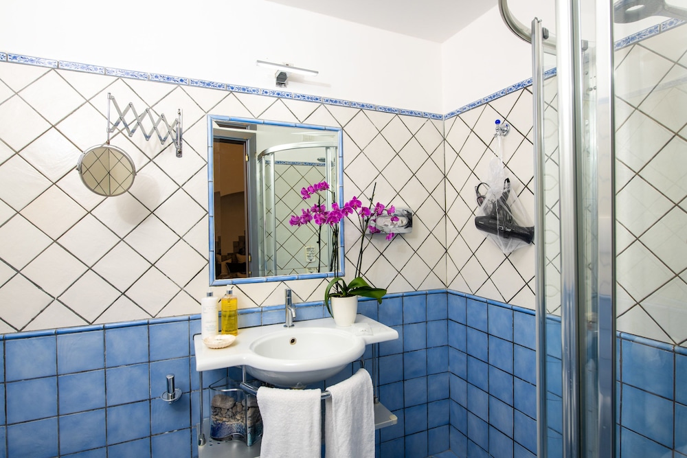 Executive Room, Sea View - Photo 36