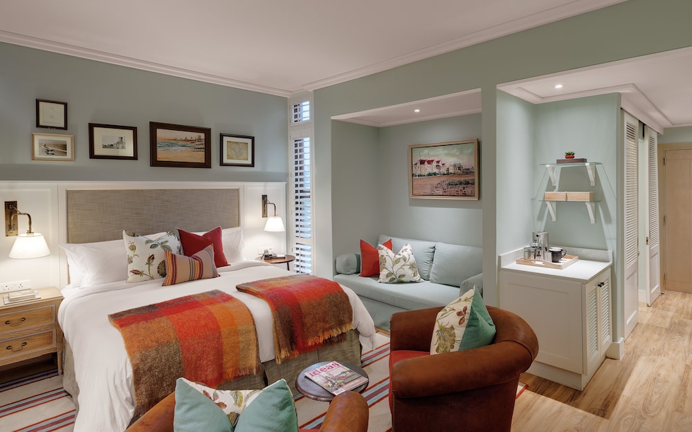 Luxury Room, Partial Sea View photo 2