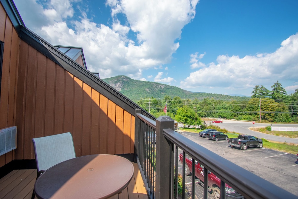 Family Quadruple Room, Balcony photo 3