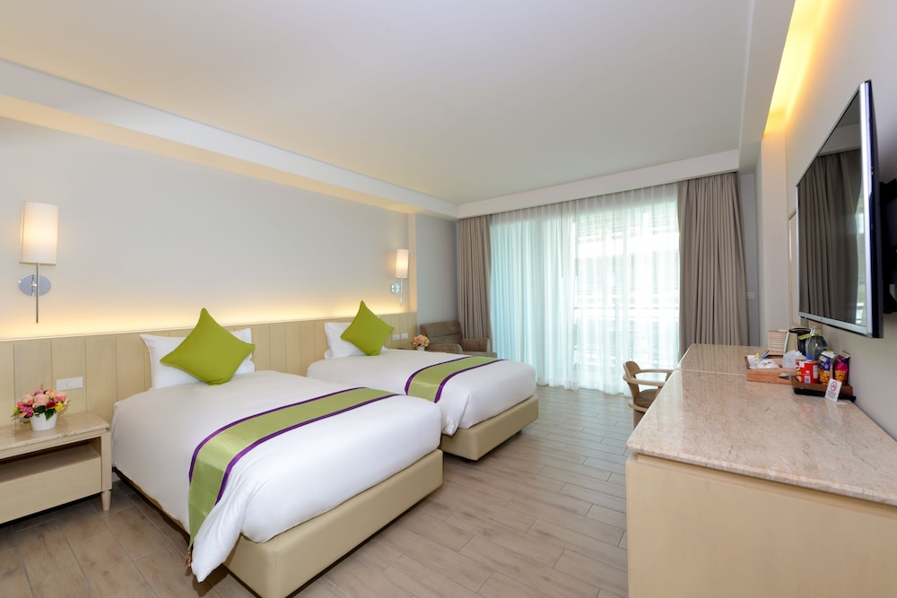 Deluxe Twin Room photo 1