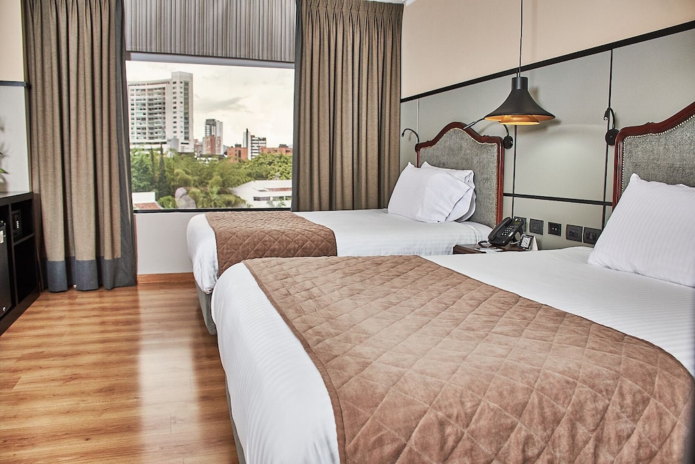Superior Room, 2 Twin Beds - Photo 2