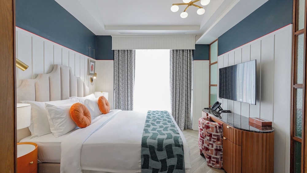 Sol Two-bedroom Lagoon Suite Villa (Up to 8) (Free Drop-off Airport Transfer) - Photo 1