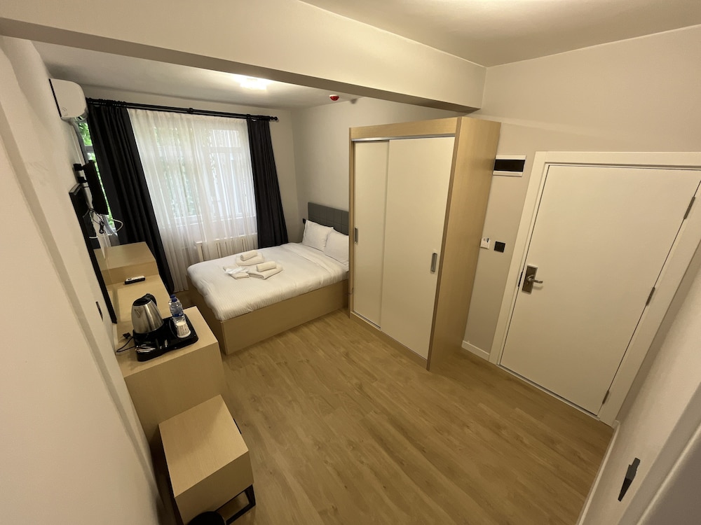 Economy Room - Photo 1