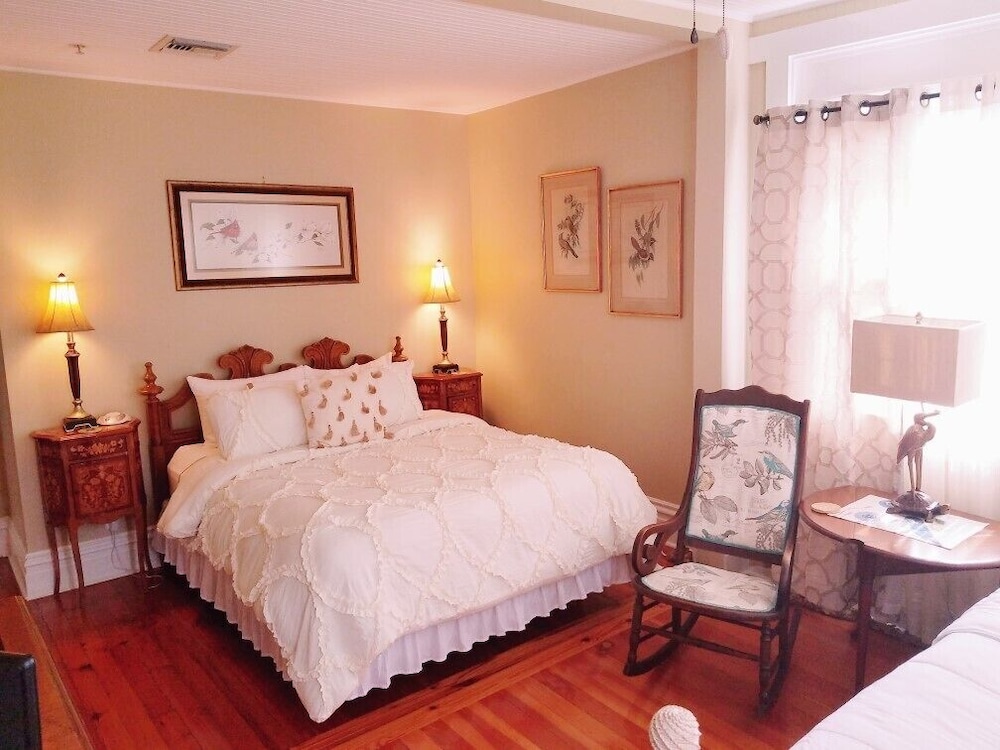 Comfort Room photo 2