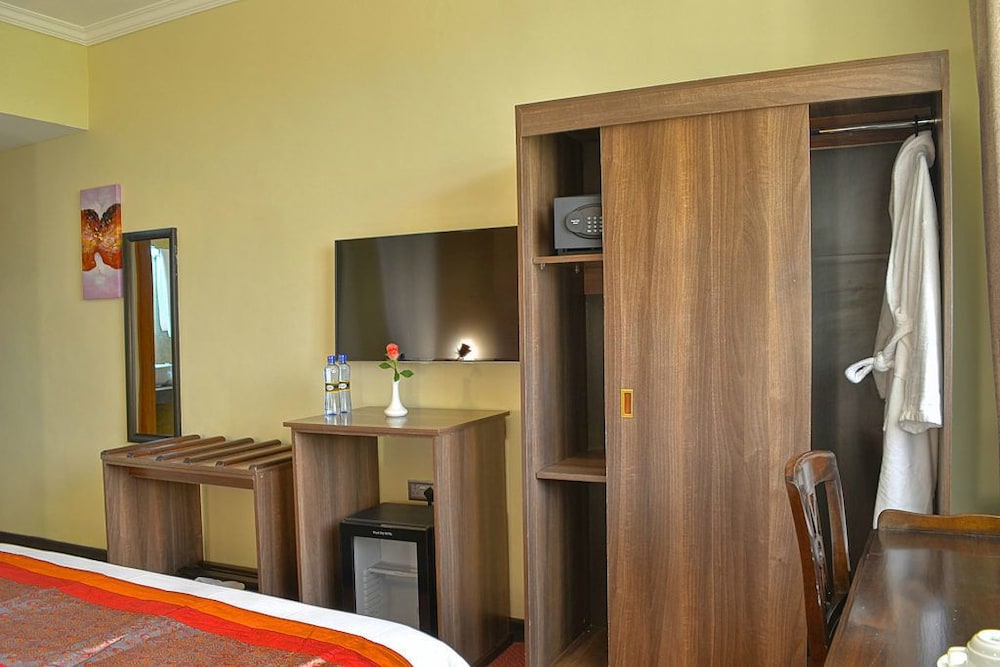 Standard Double Room photo 2