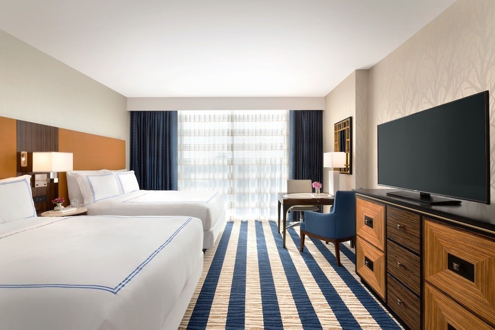 Deluxe Room, 2 Queen Beds