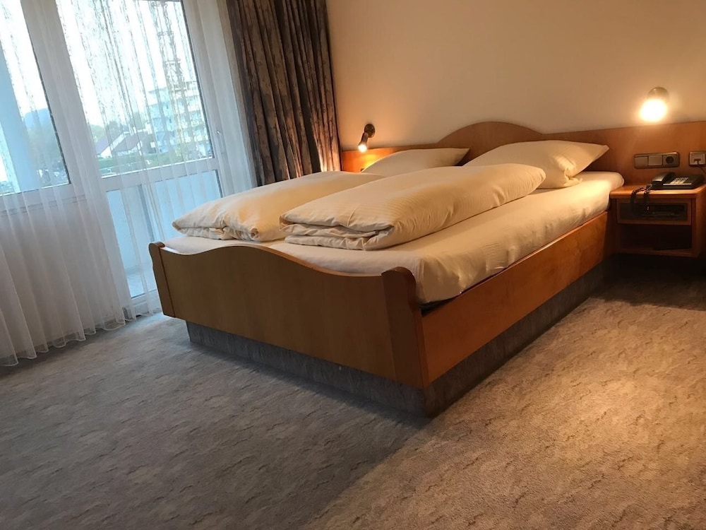 Superior Double Room, 1 King Bed, Non Smoking, Kitchenette photo 3