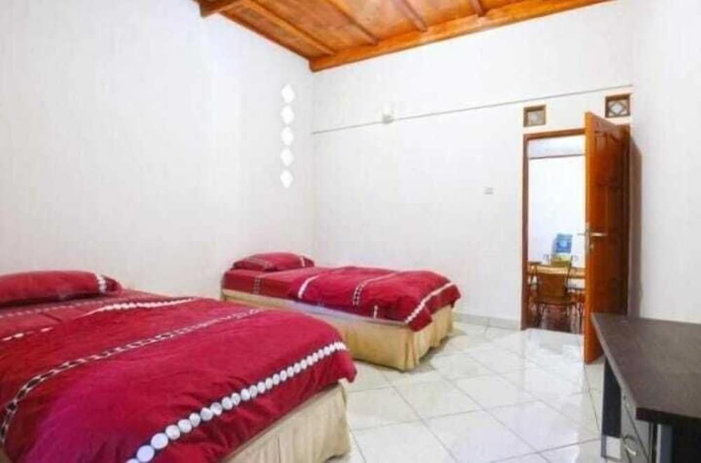 Villa 8 Bedroom photo 3