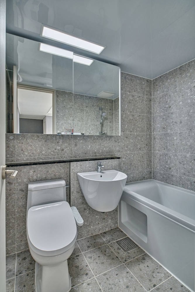 Executive Mountain Suite - Photo 2