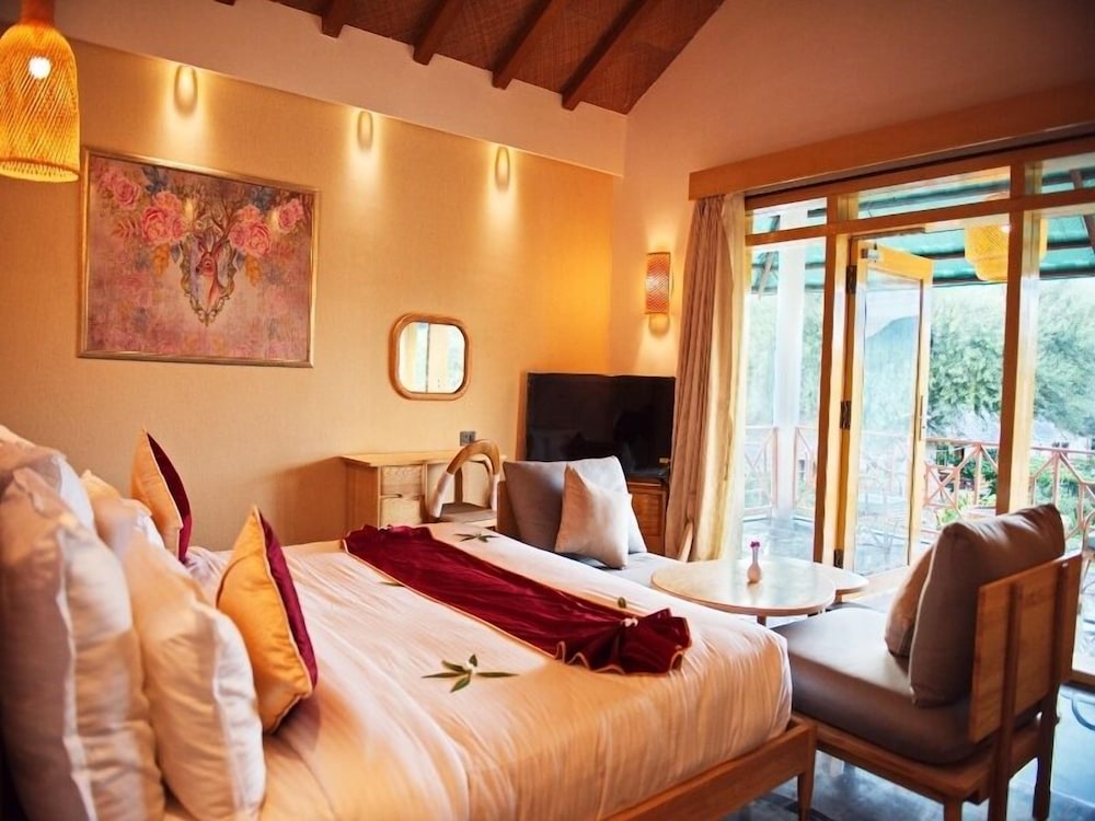 Deluxe Cottage (Non Smoking) photo 2