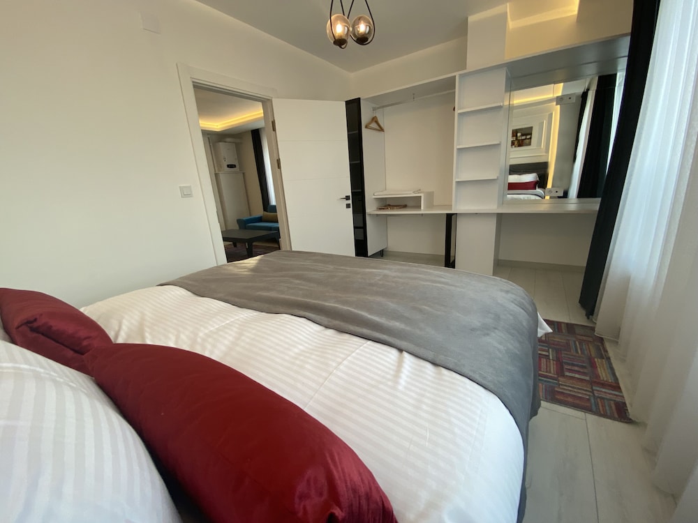 Luxury Suite photo 3