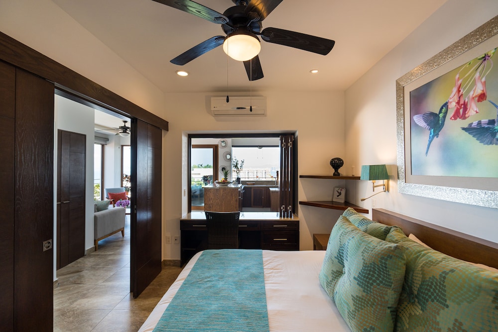 Luxury Suite, 2 Bedrooms, Ocean View, Corner