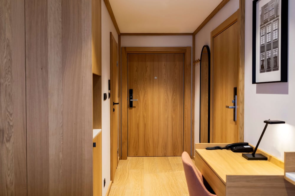 Standard Room - Photo 16