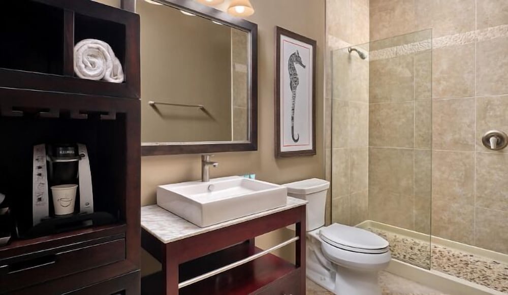 Deluxe Room, 1 King Bed, Fireplace (Patio)
