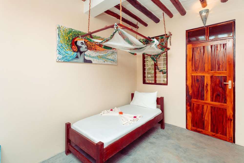 Comfort Triple Room, Non Smoking, Garden View