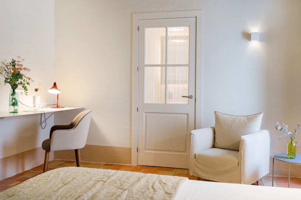 Standard Double Room - Photo 5