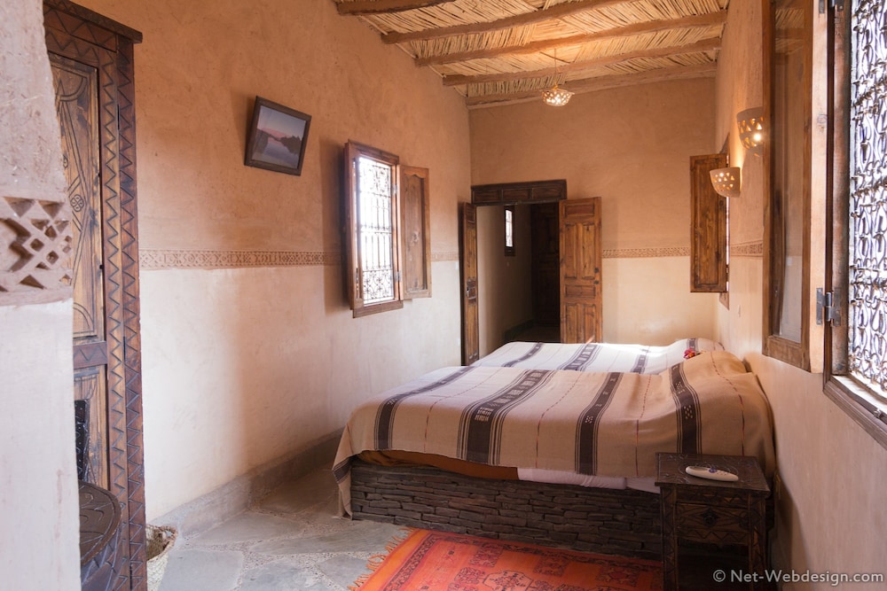 Standard Quadruple Room, 1 King Bed photo 1