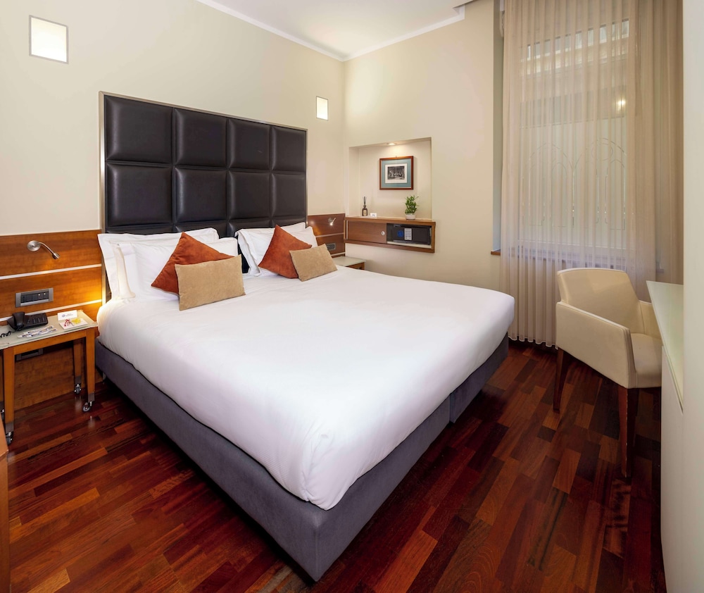 Junior Suite, 1 Queen Bed