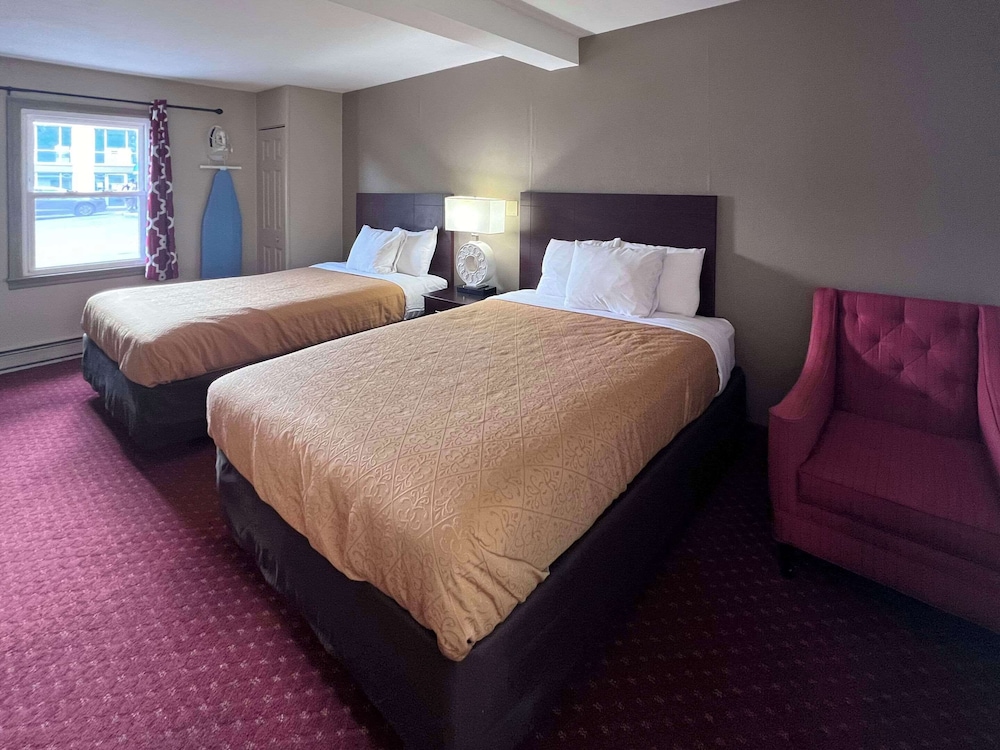 Room, 2 Double Beds, Non Smoking - Photo 2