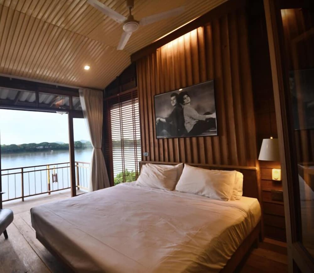 River View Suite photo 3