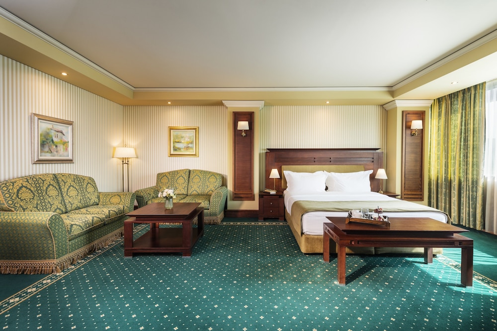 Superior room, extremely spacious and comfortable - Photo 2