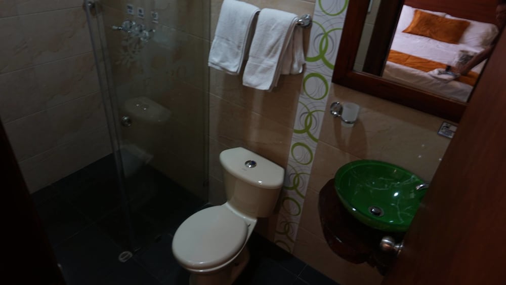 Triple Room, 3 Twin Beds photo 1