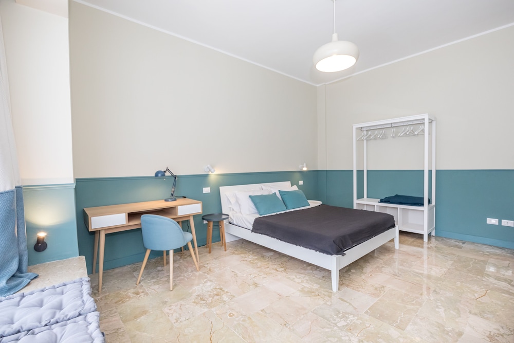 Superior Double Room, 1 Queen Bed, City View photo 2