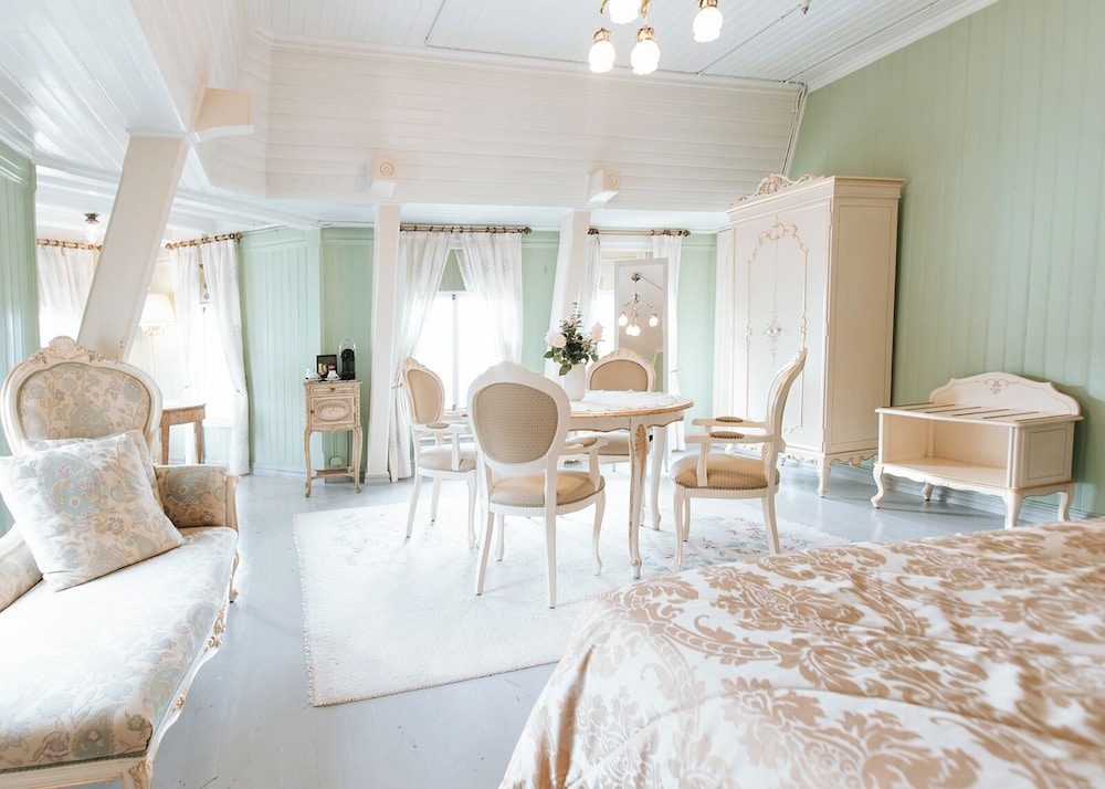 Baronesse de Spenglers Værelse (Shared bathroom, Historical building) photo 3