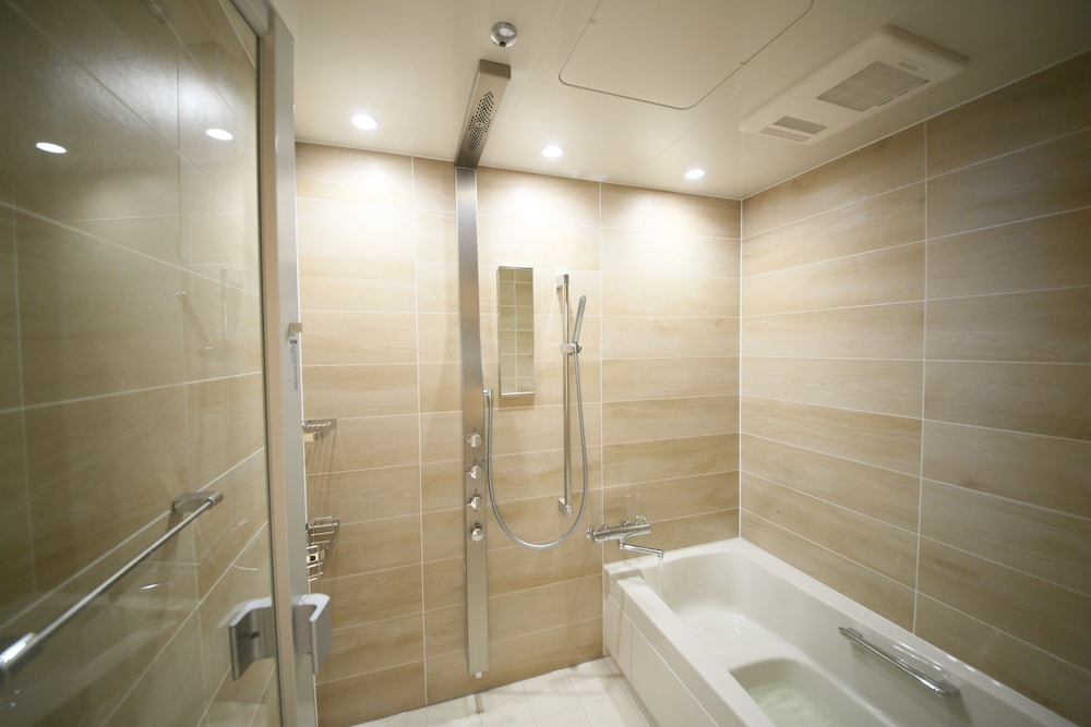 Modern Superior Room, 48 sqm, 1 Wide King Bed, Non Smoking Modern Superior Room, 48 sqm, 1 Wide King Bed, Non Smoking