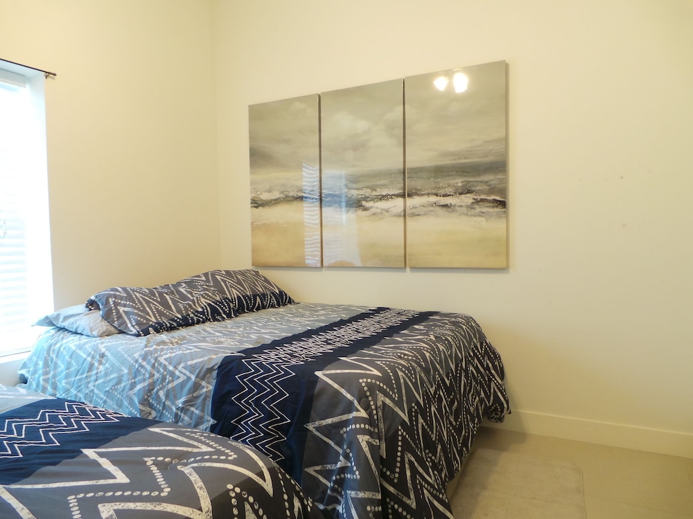 Luxury Condo, 2 Bedrooms