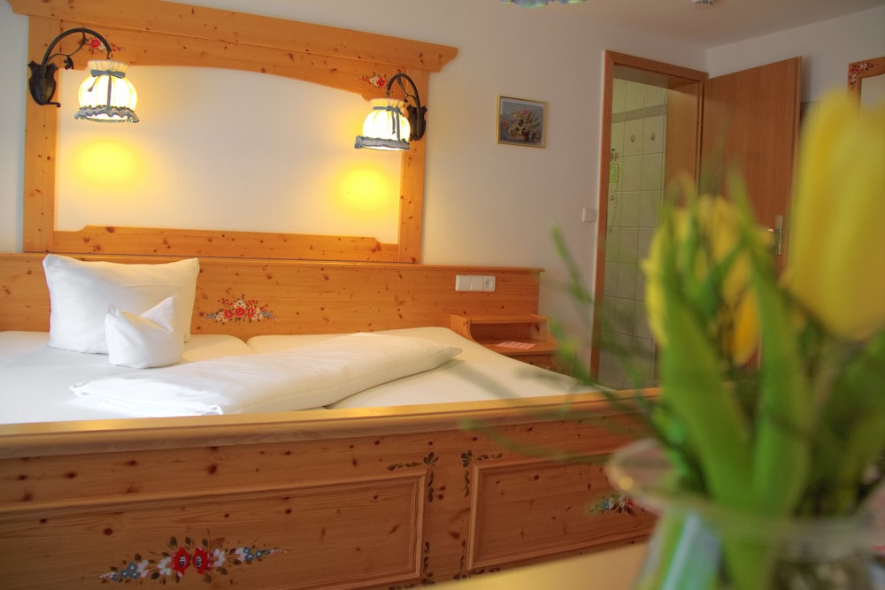 Double Room - Photo 6