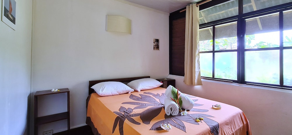 Double Room in Fare Mahana (Taina)