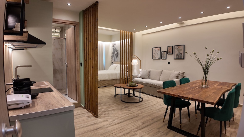 Superior Apartment, City View