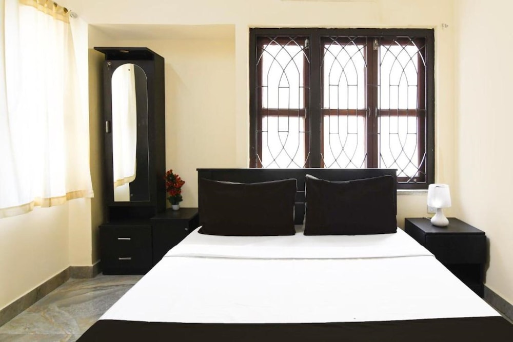 Deluxe Double Room, City View