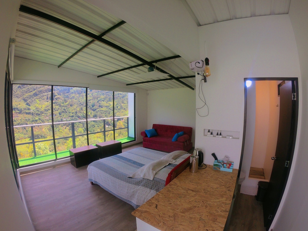 Deluxe Cabin, 1 Queen Bed with Sofa bed, Hot Tub, Mountain View photo 1