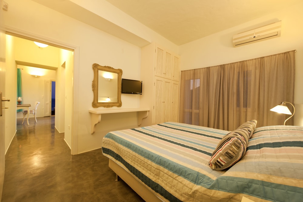 Villa, 6 Bedrooms photo 1