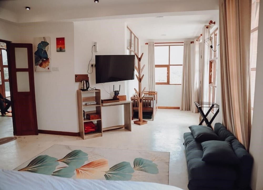 Deluxe Quadruple Room, Mountain View photo 2