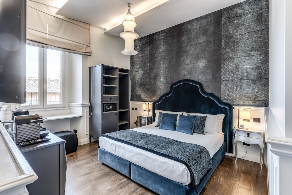 Standard Double or Twin Room photo 2