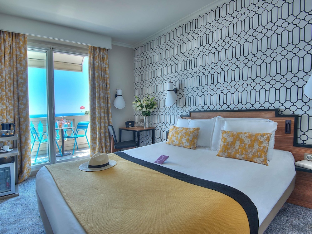 Superior Room, Balcony, Sea View - Photo 1
