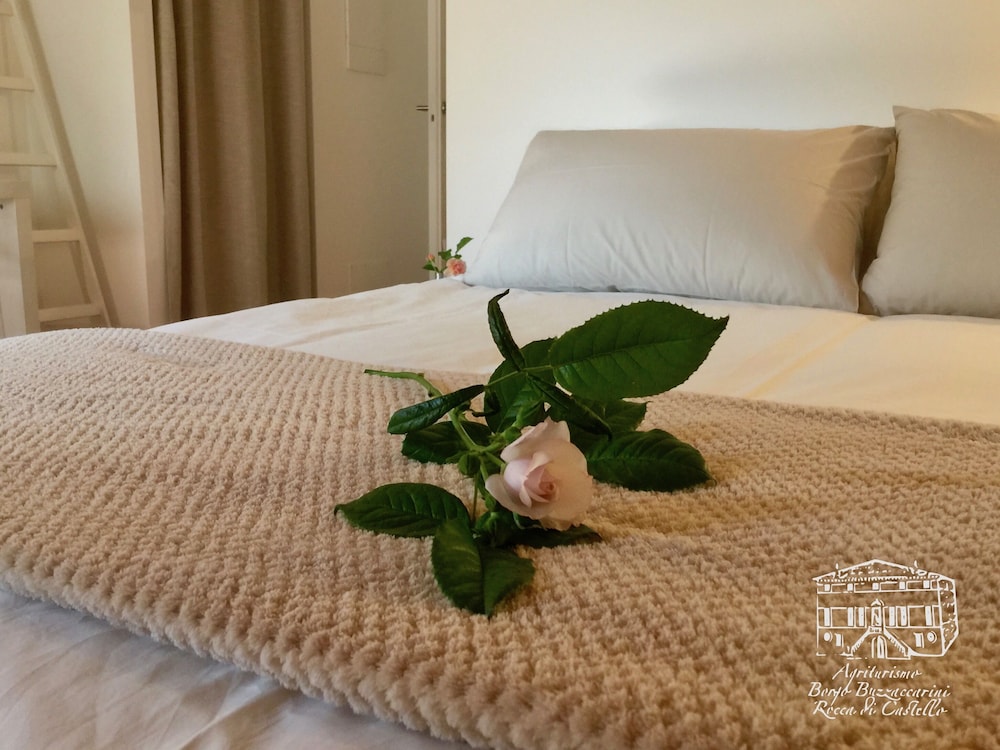Standard Double Room, 1 Queen Bed, Garden View photo 3