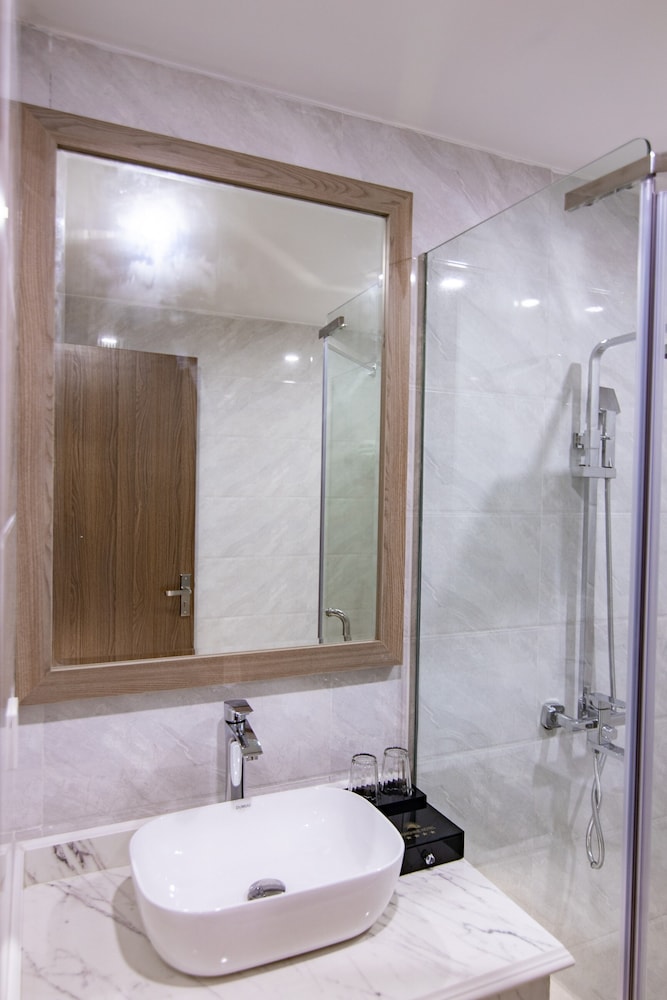 Superior Double Room - Photo 9