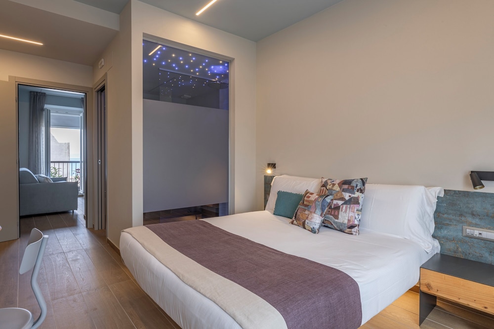 Panoramic Suite, Sea View